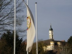 Bitte zum Vergrern und zur Dia-Show anklicken!